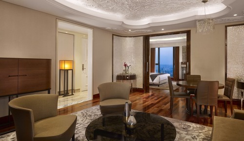 Panorama Suite, Business Lounge access, Free minibar, City view