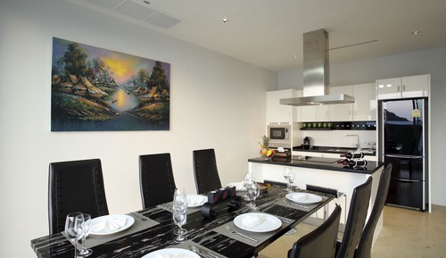 Four Bedroom Modern Style Villa with Private Pool