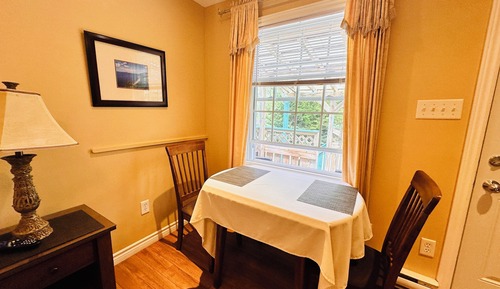 Standard Room, 1 Queen Bed