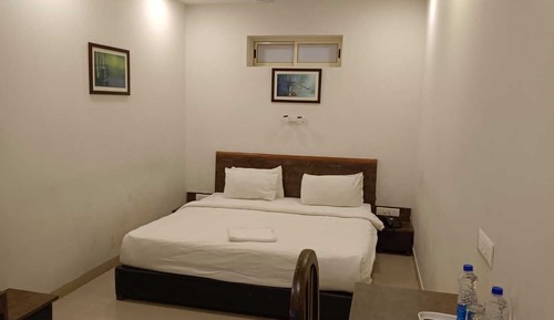 Basic Double Room, 1 Double Bed