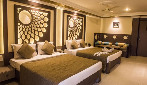 Family Room, 1 Bedroom