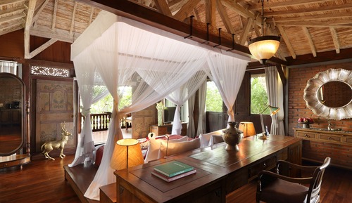 Ocean Front Room ( free watersport and trekking)