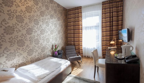 Standard Single Room