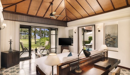 Ocean Front Pool Villa