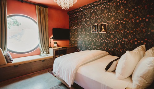 Comfort Room, 1 Queen Bed, Non Smoking (Small)