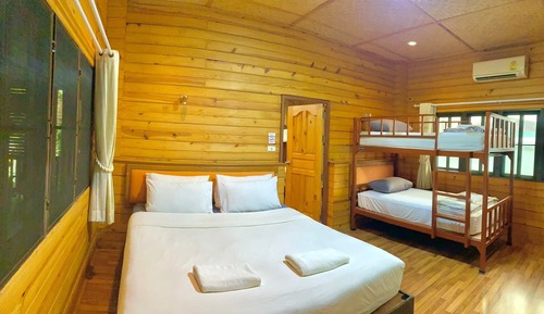 Family Bungalow, Multiple Beds