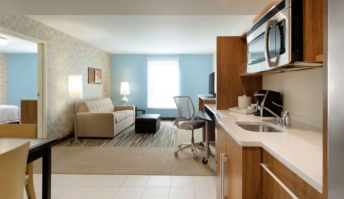 Suite, 1 Queen Bed, Accessible (Hearing)
