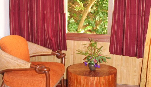 Capiz Suite