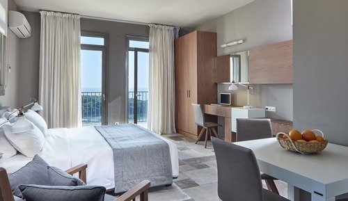 Room, Sea View