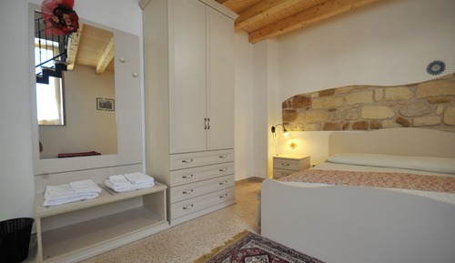 Family Room, 2 Bedrooms, Courtyard View