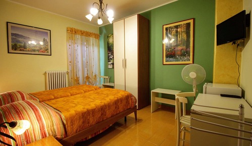 Panoramic Room, 3 Twin Beds, Balcony, City View