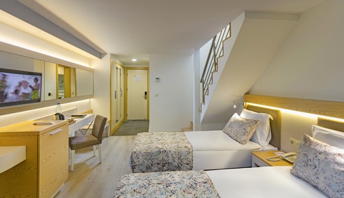 Quadruple Room, Balcony
