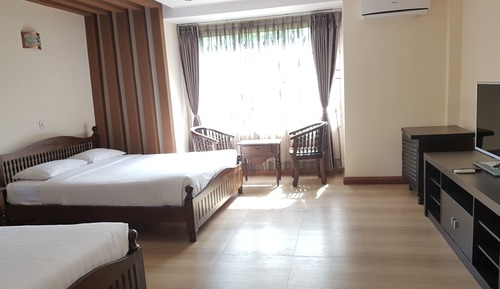 Deluxe Room (Main Building)