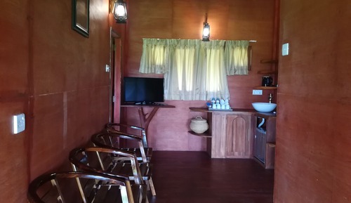 Family Tree House, 2 Bedrooms, Mountain View