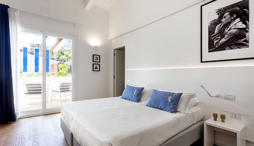 Standard Room, Terrace, Courtyard View