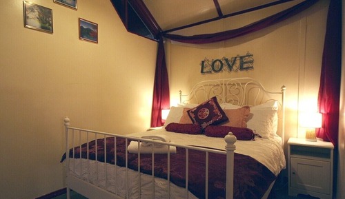 Hush Cottage