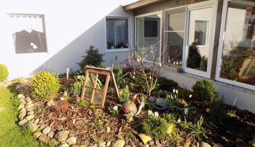 Apartment with Garden View