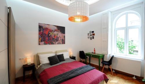 Superior Apartment