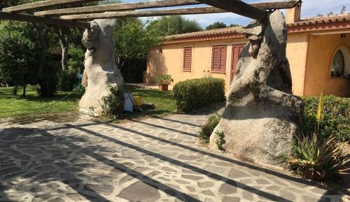 Three-Bedroom House With Garden View