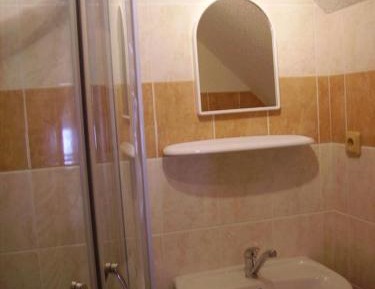 Deluxe Double Room with Shower