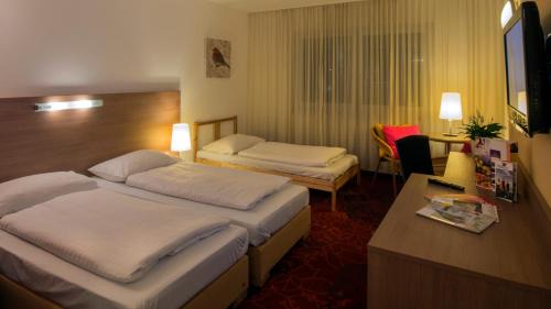 Comfort Triple Room