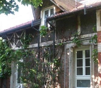 Apartment with Garden View