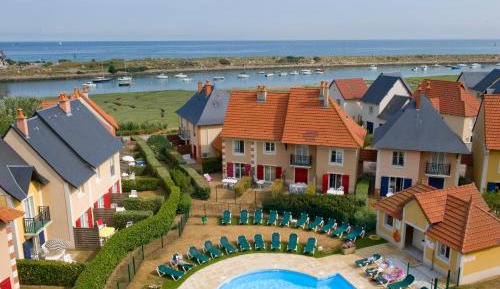 Budget Studio (2 People)