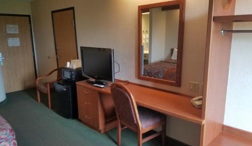 Queen Suite with Two Queen Beds