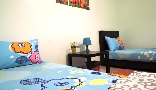 Standard Twin Room with Shared Bathroom