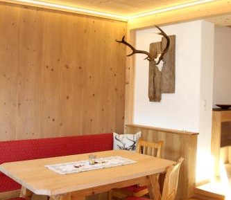 One-Bedroom Apartment with Terrace (4 Adults)