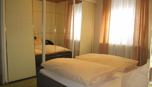 Double or Twin Room with Shower