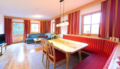 Three-Bedroom Apartment (6 Adults)