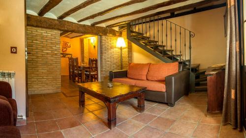 Two-Bedroom Apartment (4 Adults)