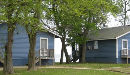 One-Bedroom Cabin