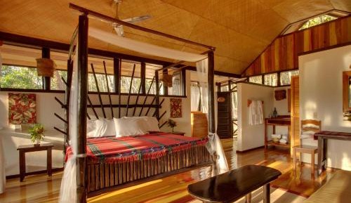 Deluxe Room (2 Adults + 1 Child)