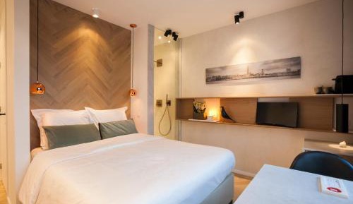 Double Room with City View