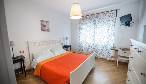 Triple Room with Shared Bathroom