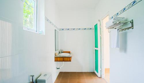Bungalow - Water Front 