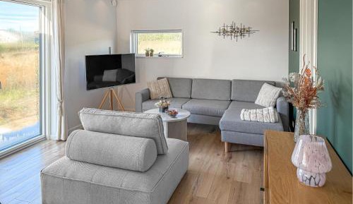 Three-Bedroom Vacation Home 