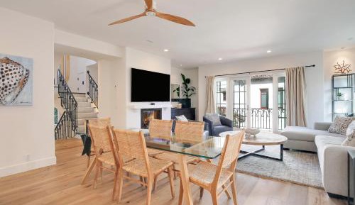 Three-Bedroom Holiday Home 