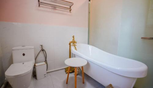 Deluxe Double Room with Bath