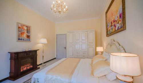 Deluxe Double Room with Shower