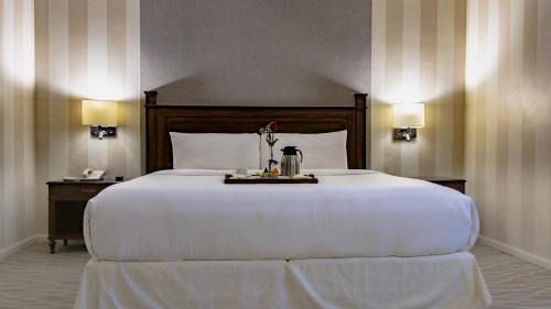 Executive King Room