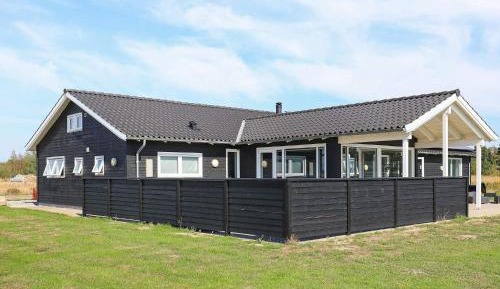 Six-Bedroom Holiday Home