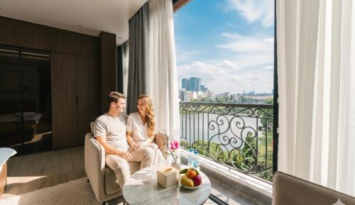 Studio with Lake View