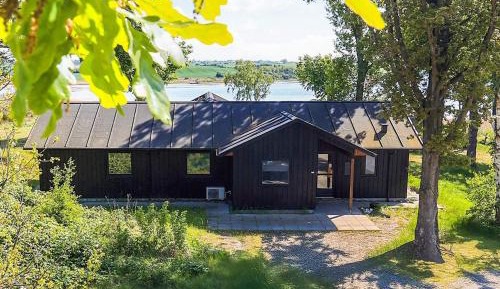 Five-Bedroom Holiday Home