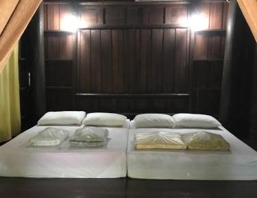 Deluxe Double Room with Balcony and Sea View