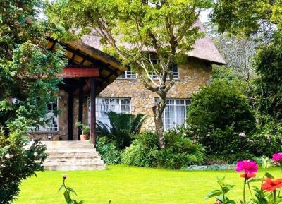 Five-Bedroom Apartment