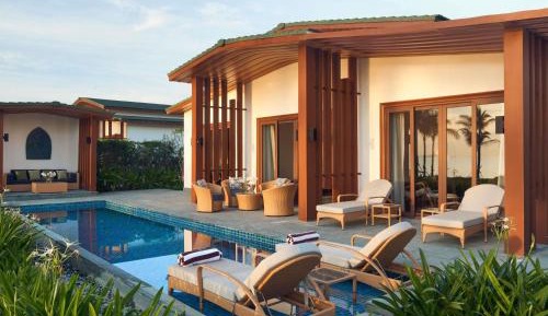One-Bedroom Pool Villa with Sea View