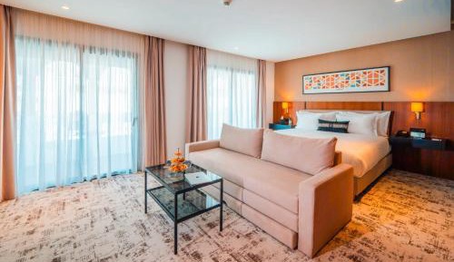 Junior Suite with Balcony